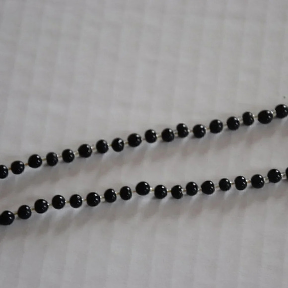 Beaded  Necklace - Picture 4 of 5